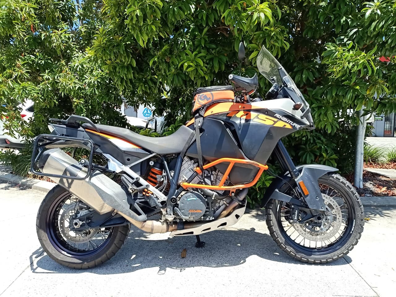 ktm 1050